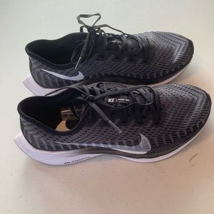 Nike Pegasus Turbo 2. Nearly new. Women 8.5